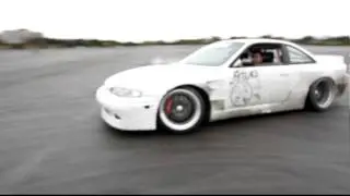 Mark Arcenal from Fatlace in his S14 doing donuts around Reg of doubleZERO