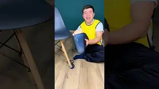 Give me my sock! Life hack🧦🪑✂️