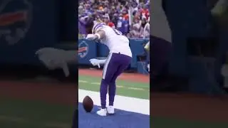 Justin jefferson gets hurt when doing the griddy