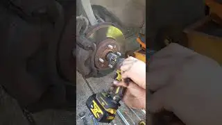 how ro replace a 1992-2000 honda civic cv shaft  (drive shaft) #australia #cars #japan #civic #honda