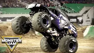Orlando, FL Highlights | Monster Jam 2019 | Monster Jam