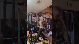 Home made chest fly machine from power rack #geniusmindset
