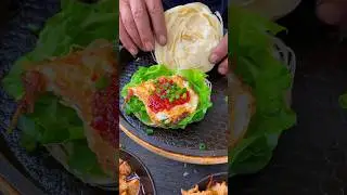 Chinese burger Grandpa and grandma cook and eat together