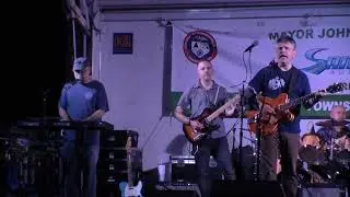 The Blue Meanies - Pleasant Valley Sunday
