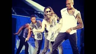 Chris Brown feat. Nocif - Holla at me ( remix )