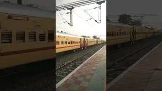 #Stnvlogsshorts Gurudev Train Gurudev Express🚦is coming Nagercoil Express Shalimar Express