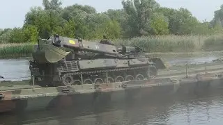 Pionierpanzer Dachs an der Havel