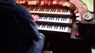 Bob Jennings plays his Rodgers Trio Custom Hello Dolly!