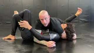 Side control to north south D’ARCE!!! #graciewestchase #jiujitsu #darce #bjj