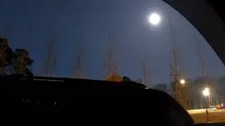Full Moon Rising 