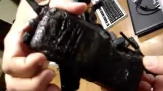 ACENT -  PRO5150 Radio Motorola - incrivel, o radio ainda se comunica mesmo tendo sido explodido.flv