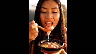 Fresh ceviche with Machu Picchu views 🏔️ #peru #ceviche #machupicchu #peruvian #aivideo