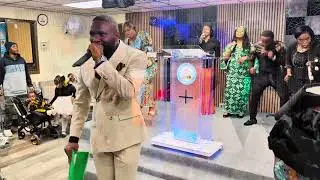 Praise set : Paul M & Bk