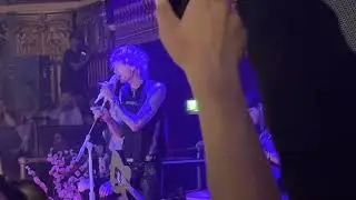 Machine Gun Kelly - Twin Flame - live at Pryzm London 2022
