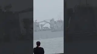 🇺🇸USS Gunston Hall (LSD-44)#FogWhidbey Island-class dock #landing #ship