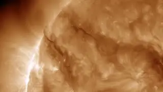 Strange Features on Pluto | S0 News July 12, 2015