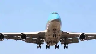 KE1214 Jeju - Gimpo KoreanAir BOEING747-400 HL7494