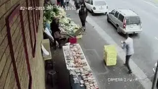 97 Texting And Walking Fails Compilation 2