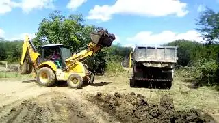 RETRO/New Holland/ LB110/