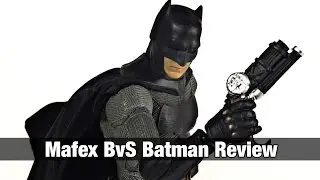 MAFEX Batman vs Superman: Dawn of Justice Batman Action Figure Review