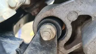 Aerox V1 V2 Nmax V1 V2 | How to Replace Old Rubber Engine Support Paano magpalit Mura lang