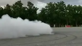 2018 charger 392 gets smoky 💨💨💨