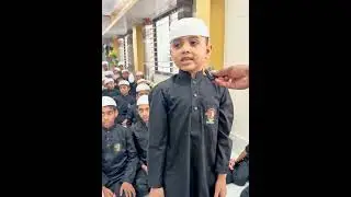 মাদ্রাসার বাচ্চারাও ইংরেজি শিখছে