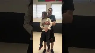 ENSE&Ntilde;ALES A TUS HIJOS ESTO #defensapersonal #tsukiclosecombat #ni&ntilde;os