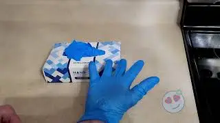 Pair Hand E Nitrile Gloves with Freezer Bags