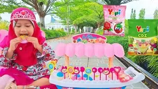 Little Girl Ice Cream Shop Play 🍦 Cute Kids Pretend Play Ice Cream Toy