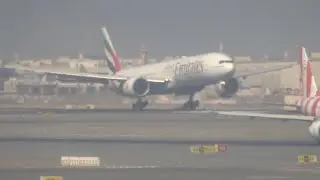 Dubai Airport plane spotting onboard Emirates
