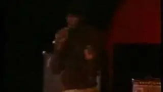 Eek-A-Mouse Wa Do Dem ( live 1981 )