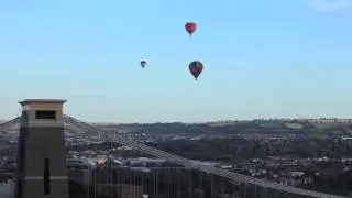 Bristol Balloon Fiesta: Mass ascent in 30 secs