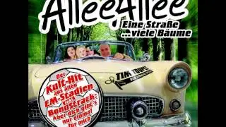 Allee Allee (Eine Stra&szlig;e, viele B&auml;ume) - Tim Toupet