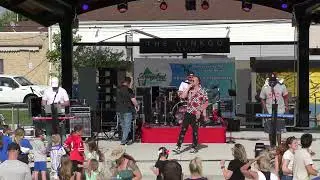 Party Punch Band  S3350024