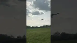 Takeoff at holmbeck farm airfield #airplane #microlight #takeoff #plaistowsairfield