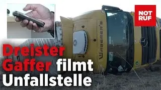 Gaffer bleibt stehen und filmt Unfallstelle &ndash; Mitten auf der Autobahn