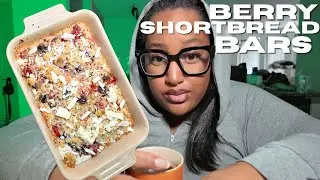 Making Mixed Berry Shortcake Bars for My Neighbor | Easy Dessert Recipe