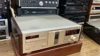 TEAC V7010 Tape Cassette Player 👍 Great sound, beautiful design ☎️ Contact: 0911934288!