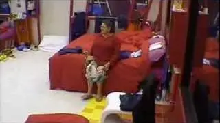 Big Brother 8 UK: Bored Twins make Ziggy & Carole fight....