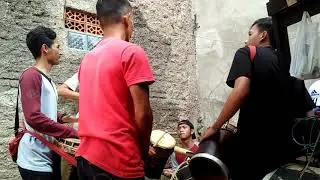 Ngamumule budaya sundaa seni reak mandalawangi