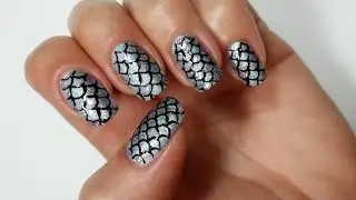 Mermaid Nail Tutorial (Freehand Holographic)