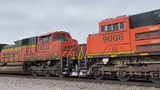 TRAIN MEET! BNSF SD70ACe 8763 Meets BNSF AC4400CW 5656
