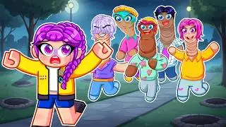 5 HUNGRY WORM SAJA BOYS CHASE RUMI in Roblox! | Kpop Demon Hunters