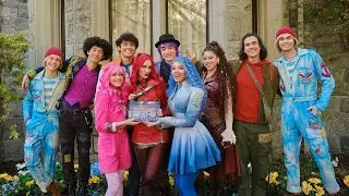 Red's Sister Pink Joins Descendants 5 Cast Wicked Wonderland Update