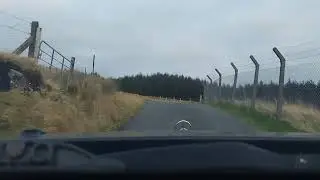 Hegyen völgyön át.