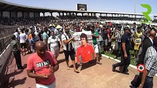 من منزل الفقيد ساحر الاجيال حمادي العقربي الى موكب تشييع جنازة في اتجاه ملعب الطيب المهيري