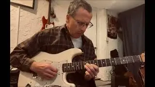 3 Unlikely Soloing Ideas For A7 Blues - SOUND AMAZING - Cmaj7, Dm & Em Pentatonic