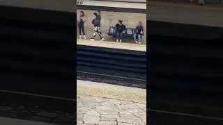 ‼️Pickpockets In Metro Rome - Line B #Pickpockets #Rome #LineB #Ladrones #Ladri #Carterista #جیبزن