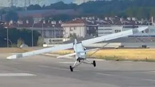 Extreme Takeoff Piper PA-18-150 Super Cub - Sabadell Airport
